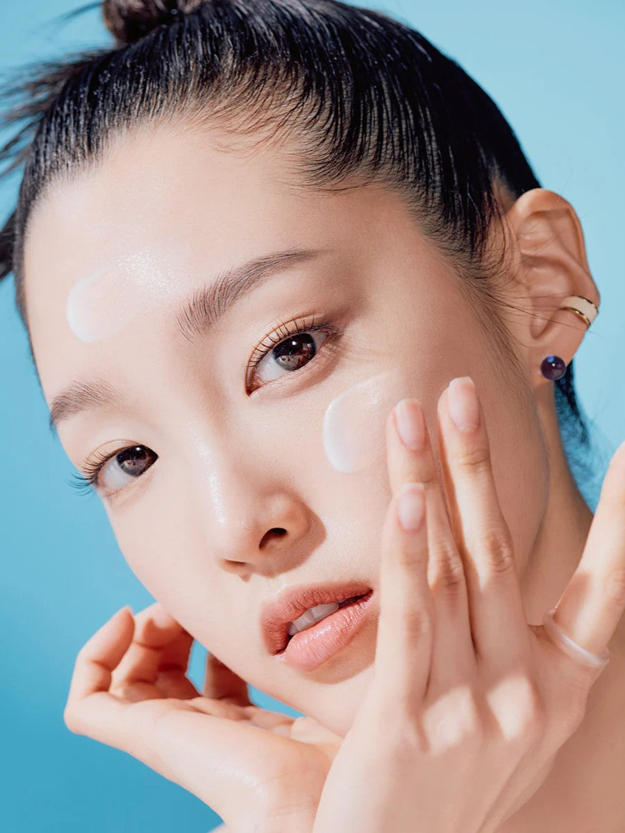 tocobo bio watery sun cream model texture
