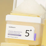 Numbuzin No.5 Vitamin-Niacinamide Concentrated Pad, enriched with Niacinamide and Tranexamic Acid for brightening and evening skin tone.